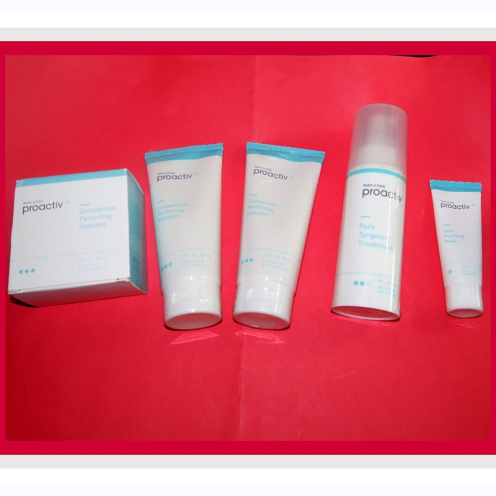5 pc Proactiv Set: Pore Targeting Treatment, Hydrator, Mask - EXP'D -See notes